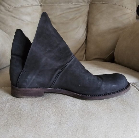 LD Tuttle quality leather black made in Italy ankle boots size 37.5 US 7 - Picture 6 of 10